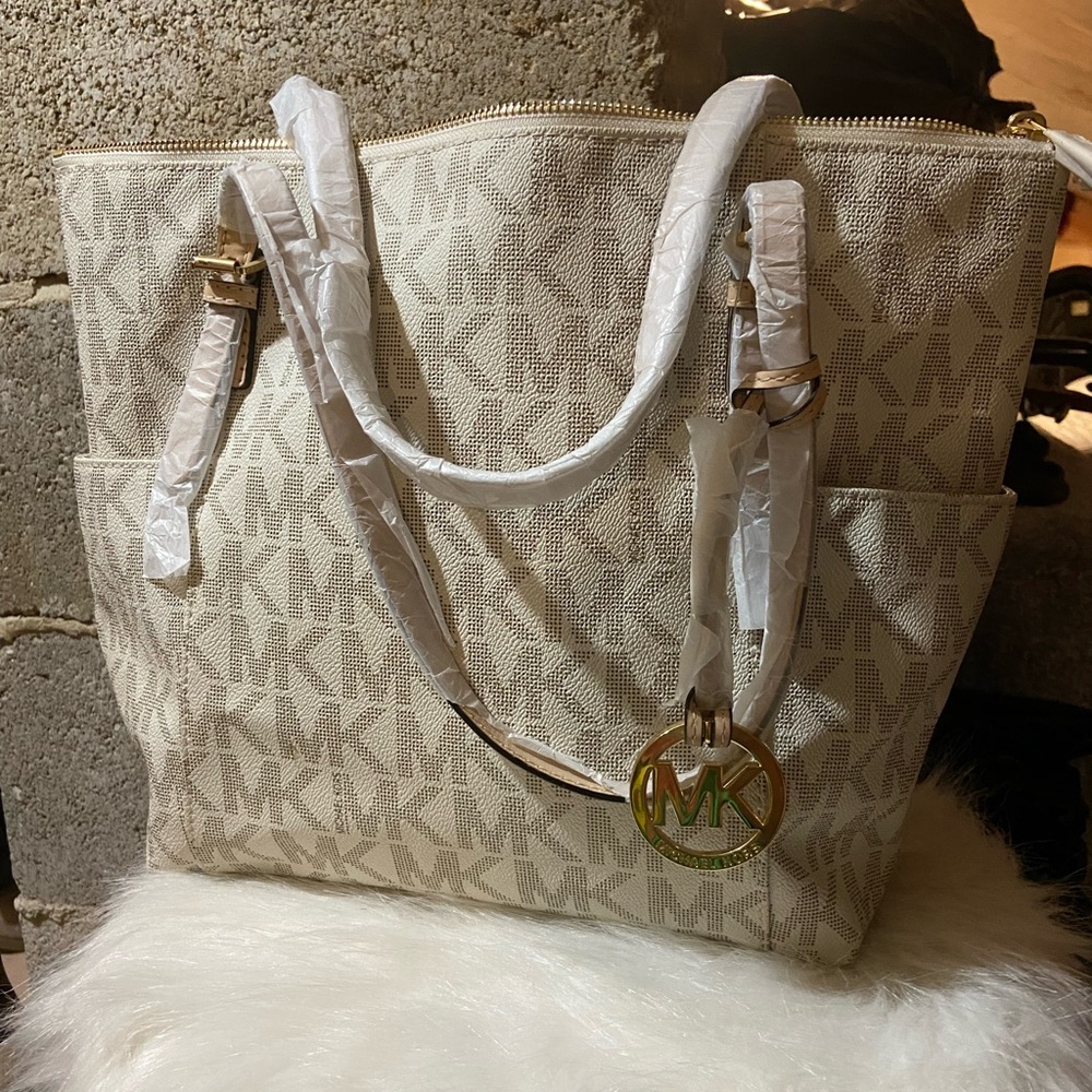 Michael Kors Tote